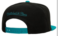 Load image into Gallery viewer, Mitchell &amp; Ness Black San Jose Sharks Crooked Path Snapback Hat
