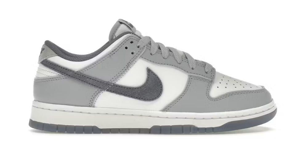 Nike Dunk Low SE Light Carbon