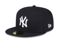 Load image into Gallery viewer, New Era New York Yankees 2025 Old Timers Day Side Patch 59FIFTY Fitted Hat
