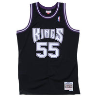 Load image into Gallery viewer, Mitchell &amp; Ness Swingman Jersey Sacramento Kings Road 2000-01 Jason Williams
