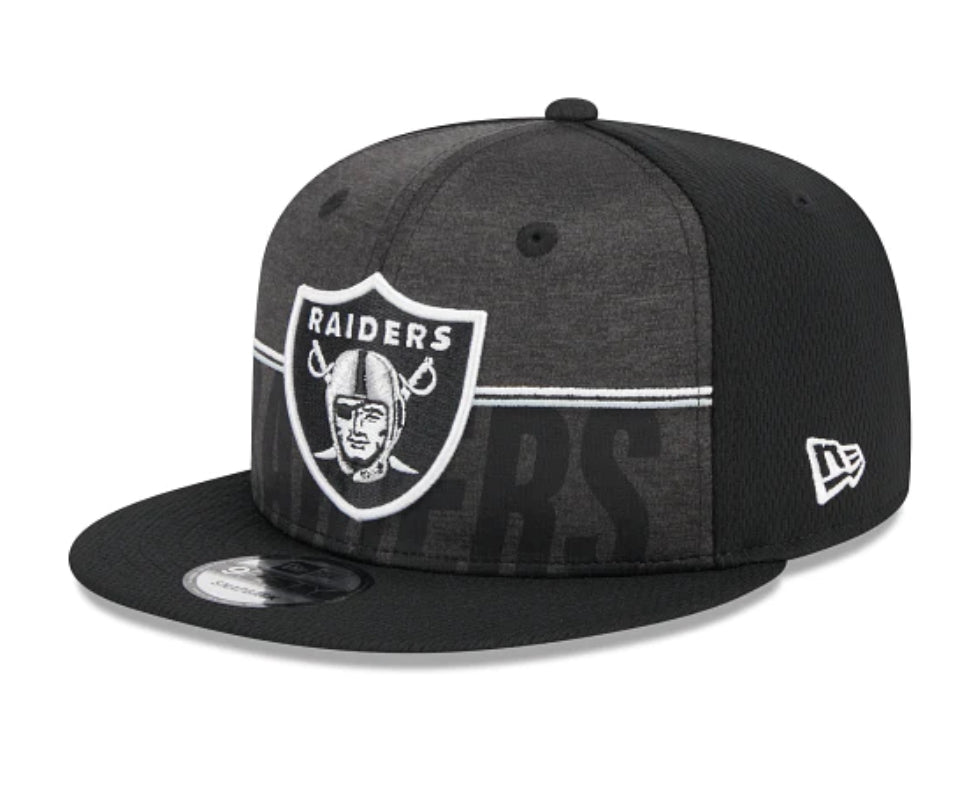 New Era Las Vegas Raiders 9FIFTY Black on Black Snapback Hat