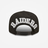 Load image into Gallery viewer, New Era Las Vegas Raiders 9FIFTY Team Arch Snapback
