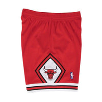 Load image into Gallery viewer, Mitchell &amp; Ness Swingman Shorts Chicago Bulls 1997-98
