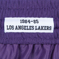 Load image into Gallery viewer, Mitchell &amp; Ness Swingman Shorts Los Angeles Lakers Road 1984-85
